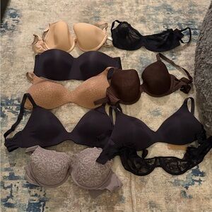 Skims 32DDD (9 bras)